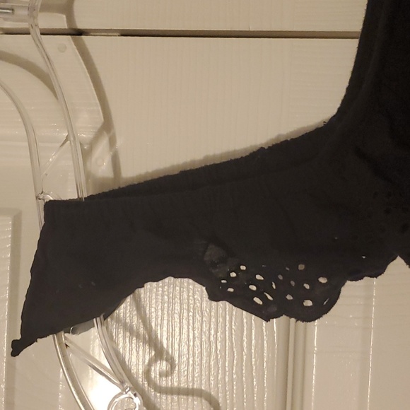 Top - Picture 2 of 3